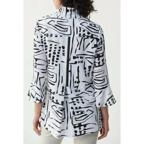 NEW JOSEPH RIBKOFF graphic print black & white blouse in black and white - Picture 2 of 3